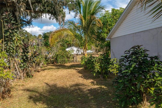 403 SE 3RD STREET, Fort Meade, FL 33841