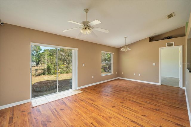 403 SE 3RD STREET, Fort Meade, FL 33841
