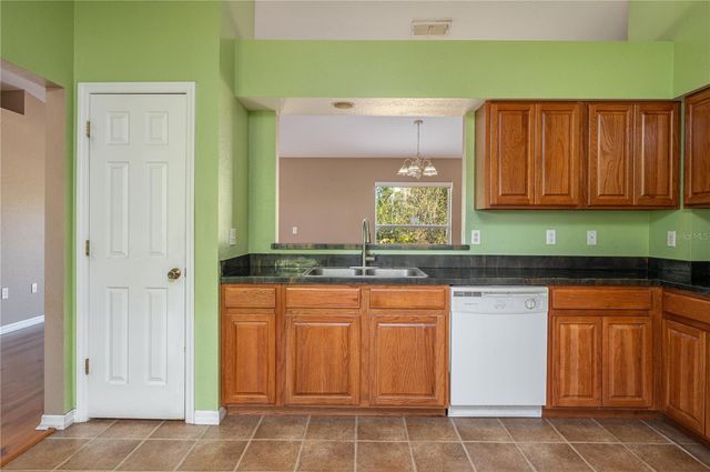 403 SE 3RD STREET, Fort Meade, FL 33841