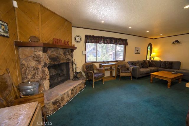 489 Hillen Dale, Big Bear City, CA 92314