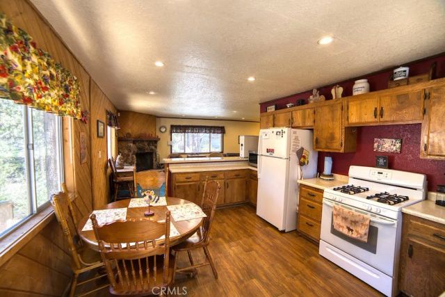 489 Hillen Dale, Big Bear City, CA 92314