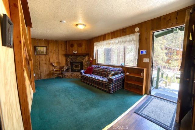 489 Hillen Dale, Big Bear City, CA 92314