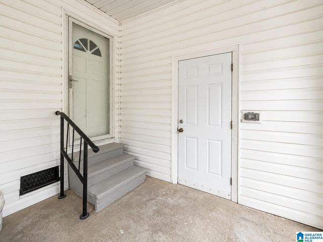 1008 26TH AVENUE N, Hueytown, AL 35023