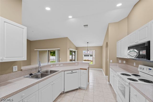 224 SW 14th AVE, Cape Coral, FL 33991