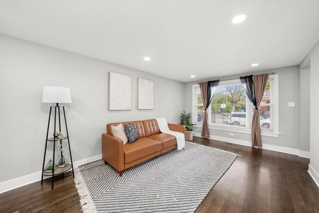 819 E 98th Place, Chicago, IL 60628