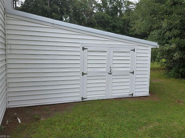 17323 Scotts Factory RD, Smithfield, VA 23430