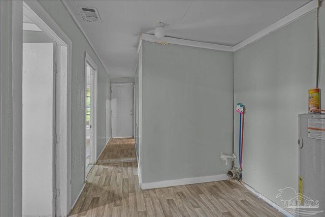 1011 W Hatton St, Pensacola, FL 32526