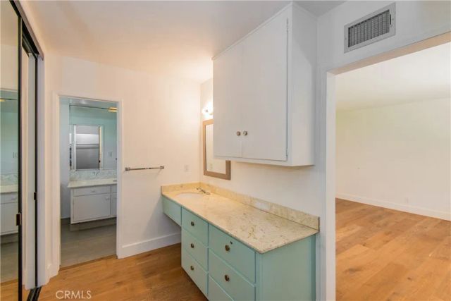 13104 Magnolia, Sherman Oaks, CA 91423