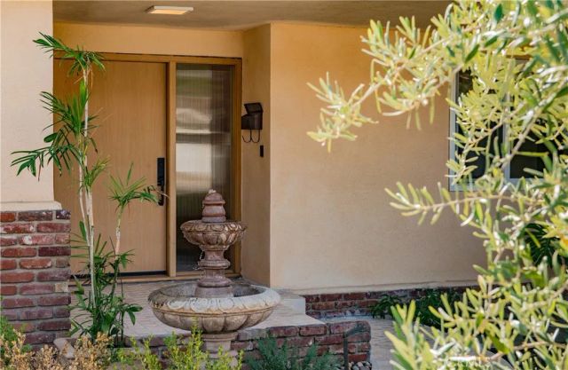 13104 Magnolia, Sherman Oaks, CA 91423