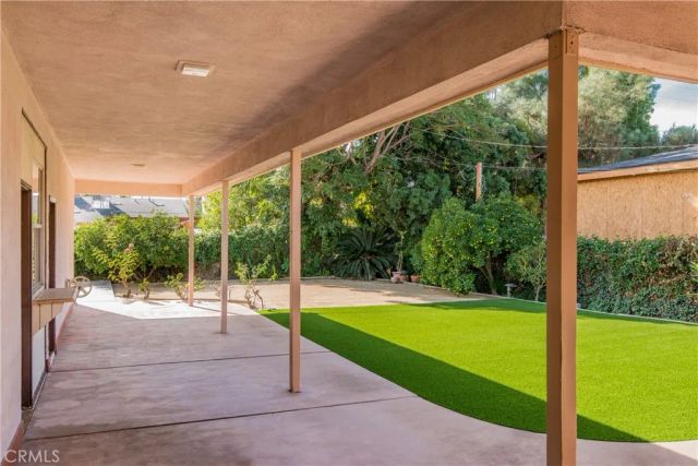 13104 Magnolia, Sherman Oaks, CA 91423