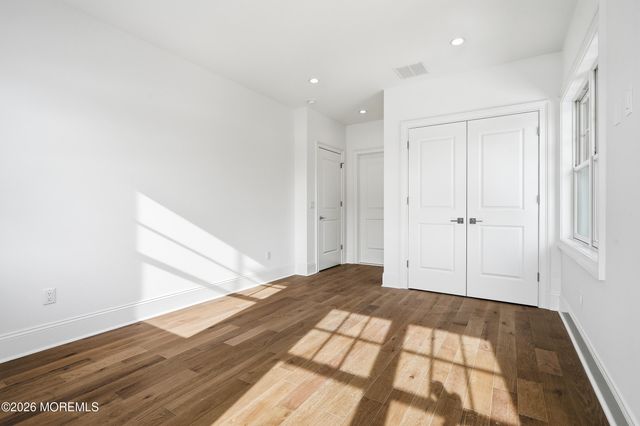 130 Eagle Way, Eatontown, NJ 07724