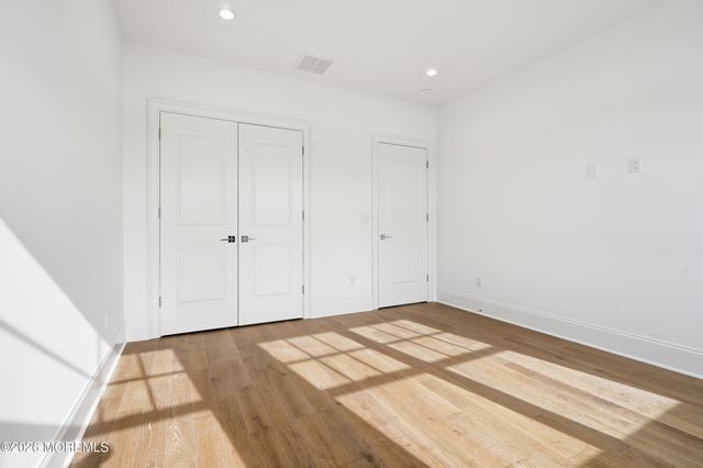 130 Eagle Way, Eatontown, NJ 07724