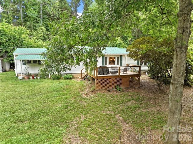 2 Ray Road, Weaverville, NC 28787
