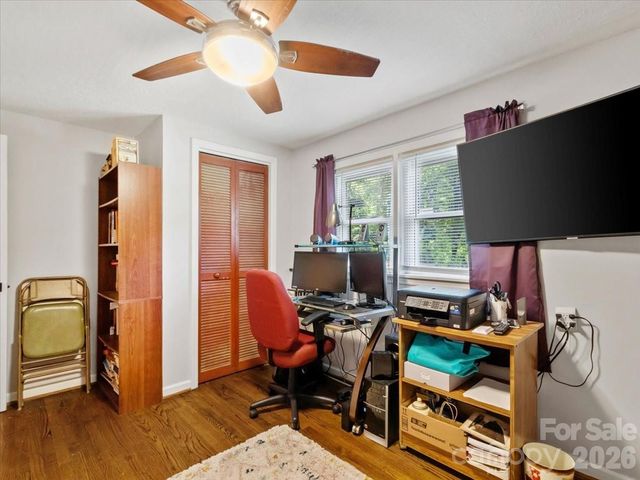 2 Ray Road, Weaverville, NC 28787