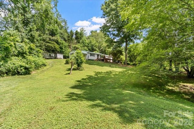 2 Ray Road, Weaverville, NC 28787