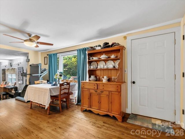 2 Ray Road, Weaverville, NC 28787
