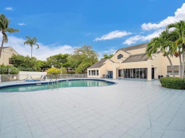 3461 NW 44th Street 102, Oakland Park, FL 33309