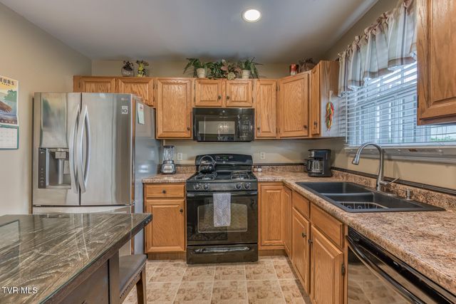 1725 Lakeview Drive, 42, Johnson City, TN 37601