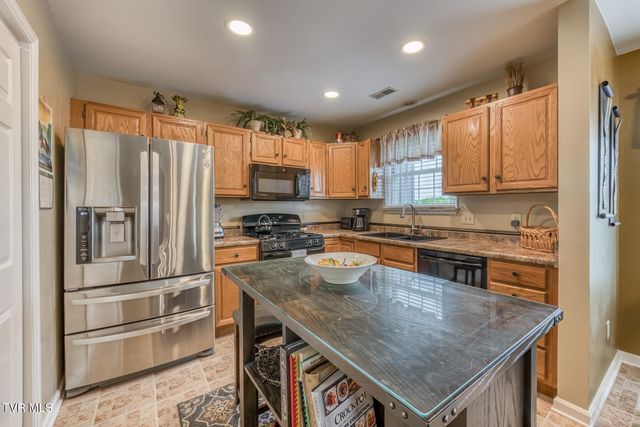 1725 Lakeview Drive, 42, Johnson City, TN 37601