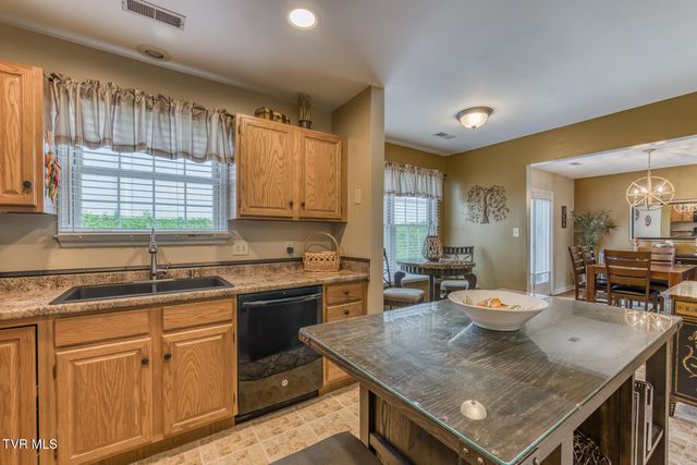 1725 Lakeview Drive, 42, Johnson City, TN 37601