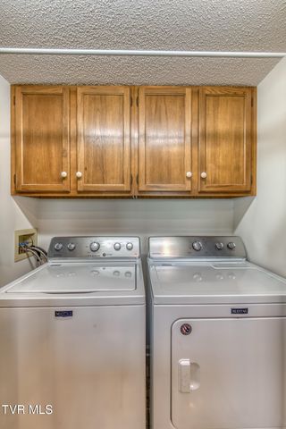 1725 Lakeview Drive, 42, Johnson City, TN 37601