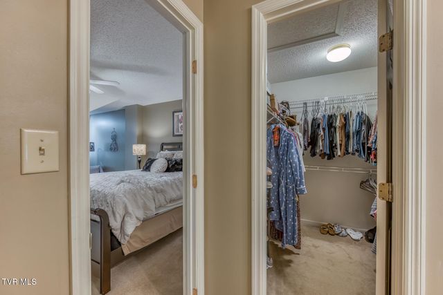 1725 Lakeview Drive, 42, Johnson City, TN 37601