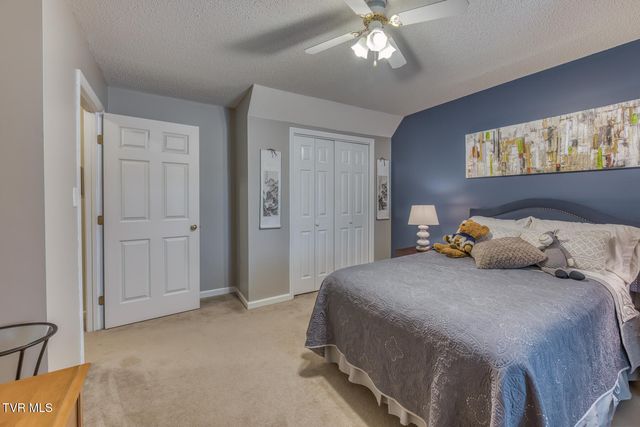 1725 Lakeview Drive, 42, Johnson City, TN 37601