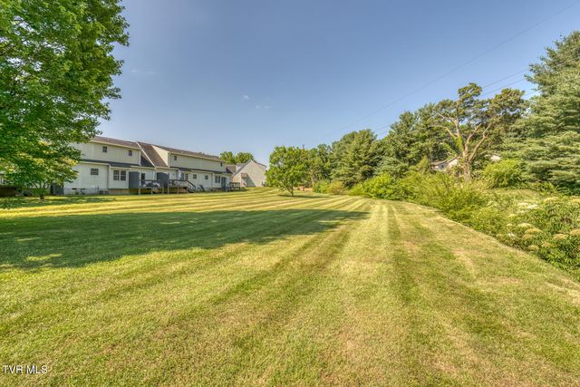 1725 Lakeview Drive, 42, Johnson City, TN 37601