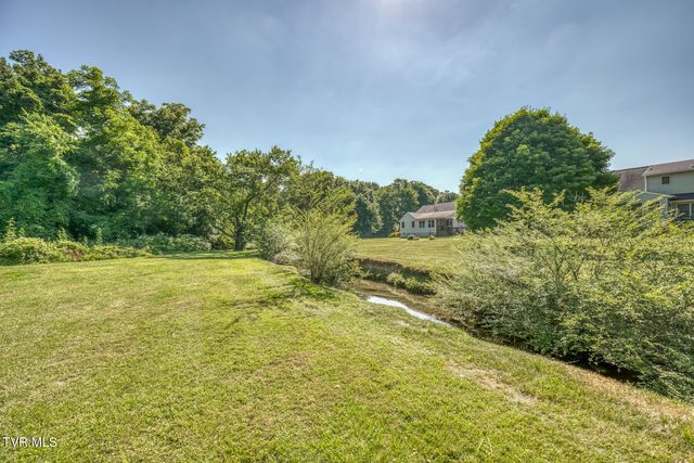 1725 Lakeview Drive, 42, Johnson City, TN 37601