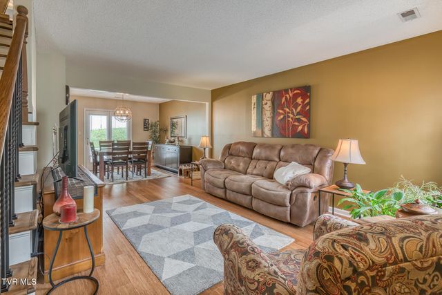 1725 Lakeview Drive, 42, Johnson City, TN 37601