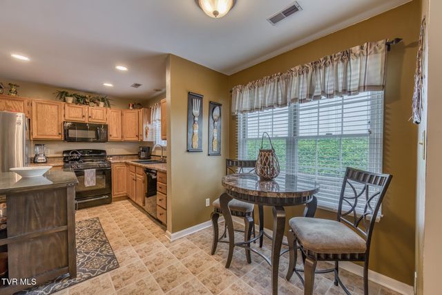1725 Lakeview Drive, 42, Johnson City, TN 37601