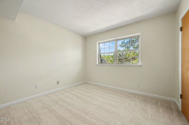 501 Jones Ferry Road Unit J9, Carrboro, NC 27510