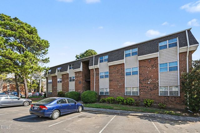 501 Jones Ferry Road Unit J9, Carrboro, NC 27510