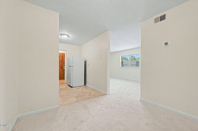 501 Jones Ferry Road Unit J9, Carrboro, NC 27510