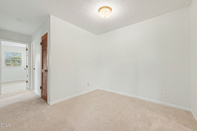 501 Jones Ferry Road Unit J9, Carrboro, NC 27510
