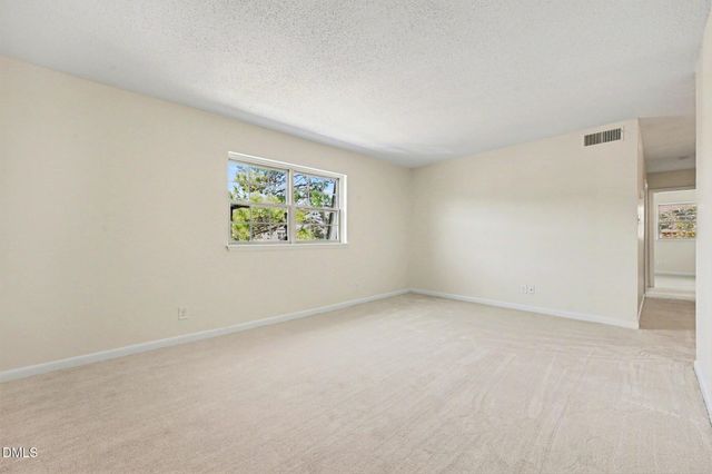 501 Jones Ferry Road Unit J9, Carrboro, NC 27510
