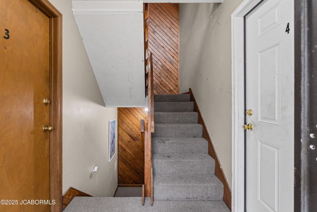 3816 CANDLELIGHT DRIVE, Jefferson City, MO 65109