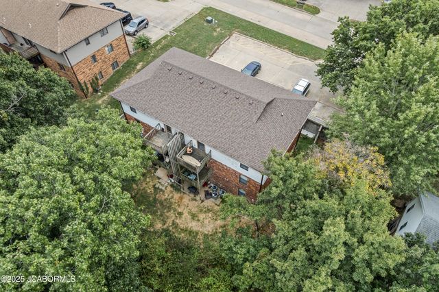 3816 CANDLELIGHT DRIVE, Jefferson City, MO 65109