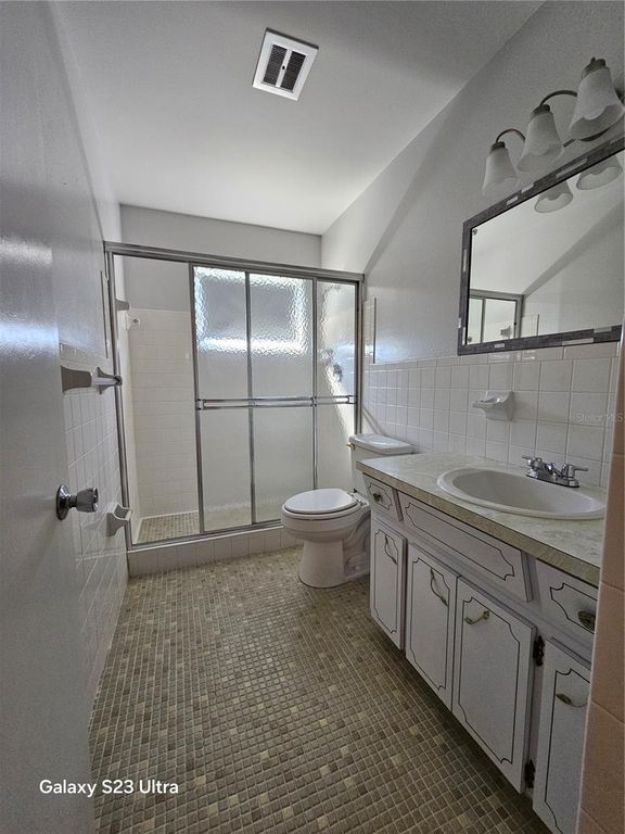 Image 15 of property listing at 2361 ECUADORIAN WAY 57, Clearwater, FL 33763