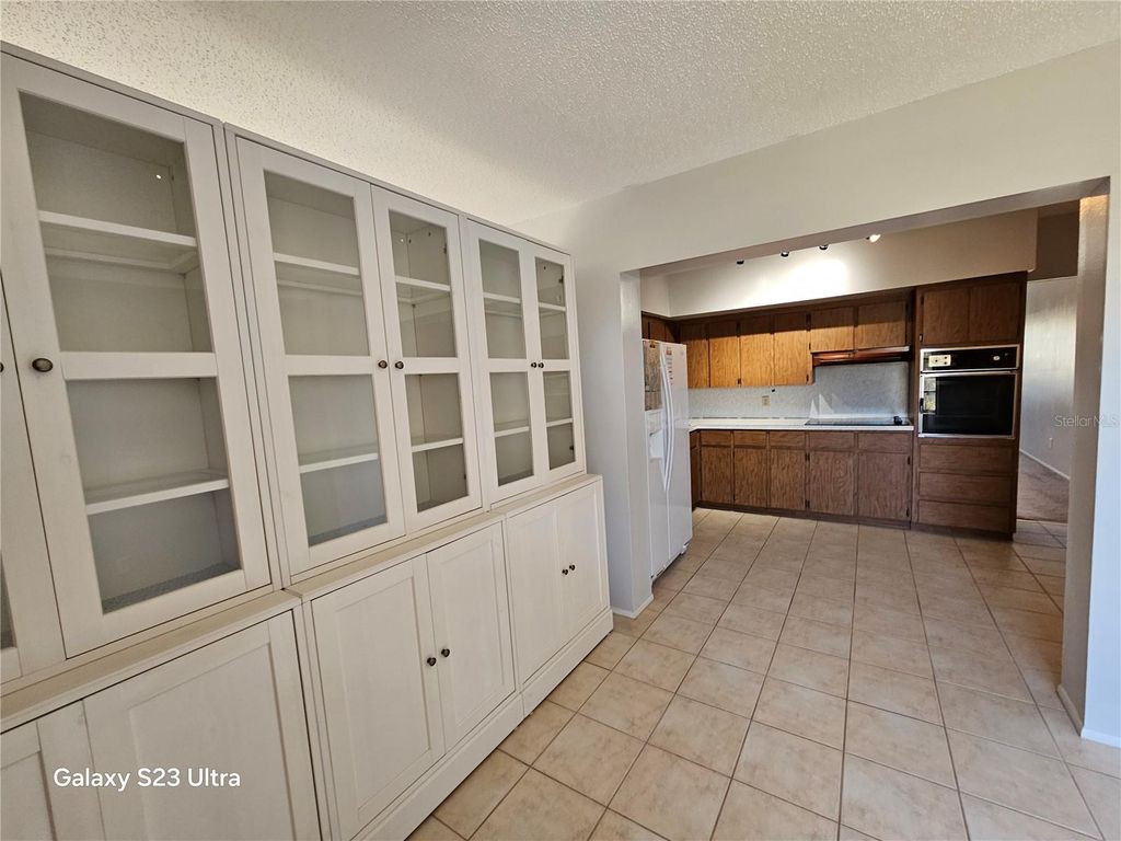 Image 5 of property listing at 2361 ECUADORIAN WAY 57, Clearwater, FL 33763