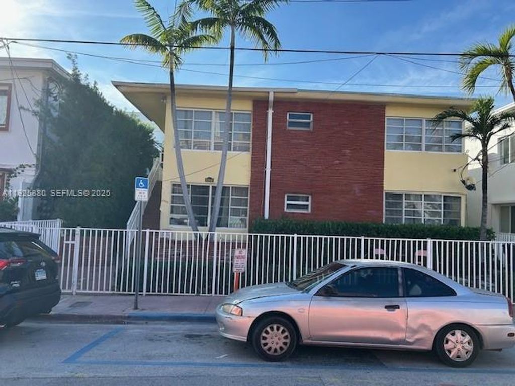 6944 Byron Ave 6, Miami Beach, FL 33141