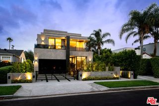 434 N Flores Street, Los Angeles, CA 90048