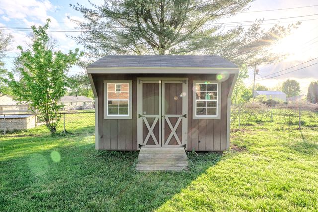 332 Farmers Lane, Frankfort, KY 40601