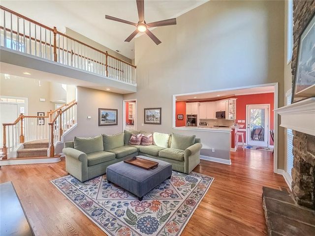 1582 Petal Point NW, Kennesaw, GA 30152