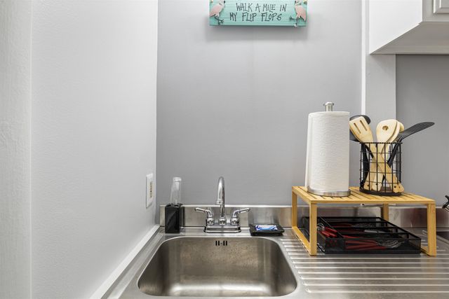933 Ocean Blvd Unit 11, Hampton, NH 03842