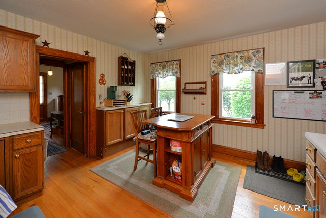 15 Union Street, Plymouth, CT 06786