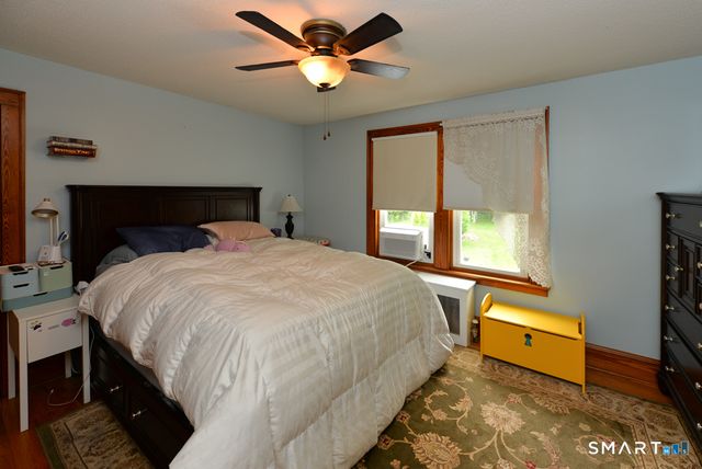 15 Union Street, Plymouth, CT 06786