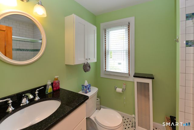 15 Union Street, Plymouth, CT 06786