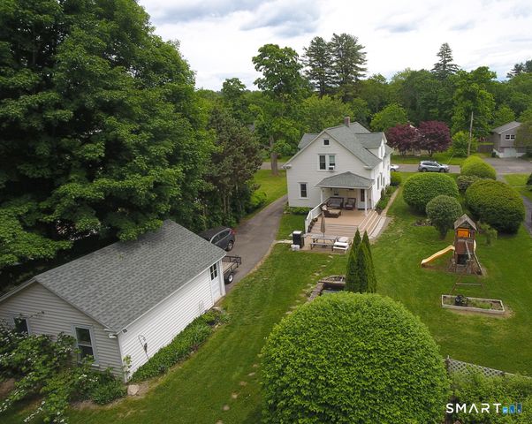 15 Union Street, Plymouth, CT 06786