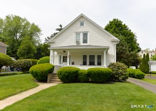 15 Union Street, Plymouth, CT 06786